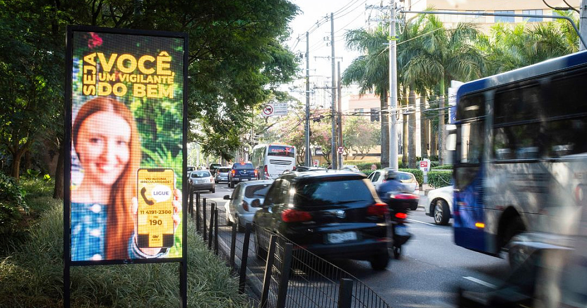 AREA investe em modernos painéis de LED