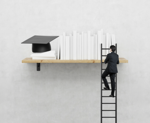 MBA pode aumentar salário em 54%, após três anos de formação