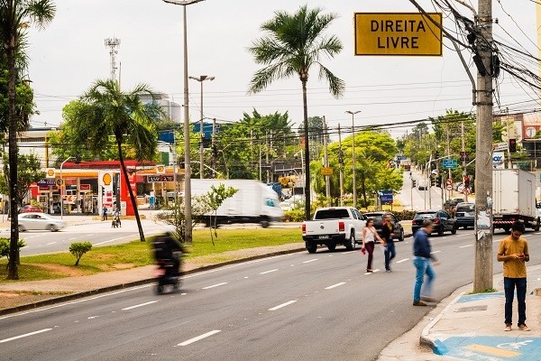 Temporais voltam a causar estragos em bairros de Alphaville e região