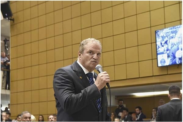 Deputado estadual nomeia ex-vereador de Barueri