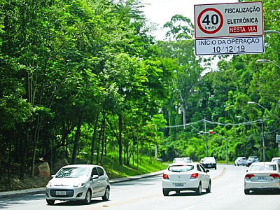 Via Parque, Av. Alphaville e Al. Tocantins foram as vias com mais multas emitidas até maio