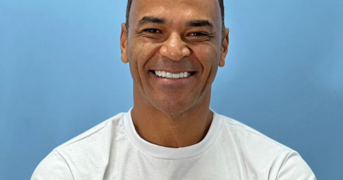 Por falta de pagamento de dívida, Justiça de SP pede desapropriação de imóvel do ex-jogador Cafu em