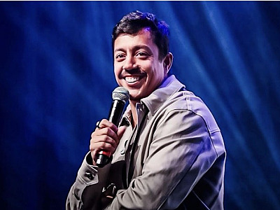 Santana de Parnaíba recebe show do humorista Renato Albani em agosto