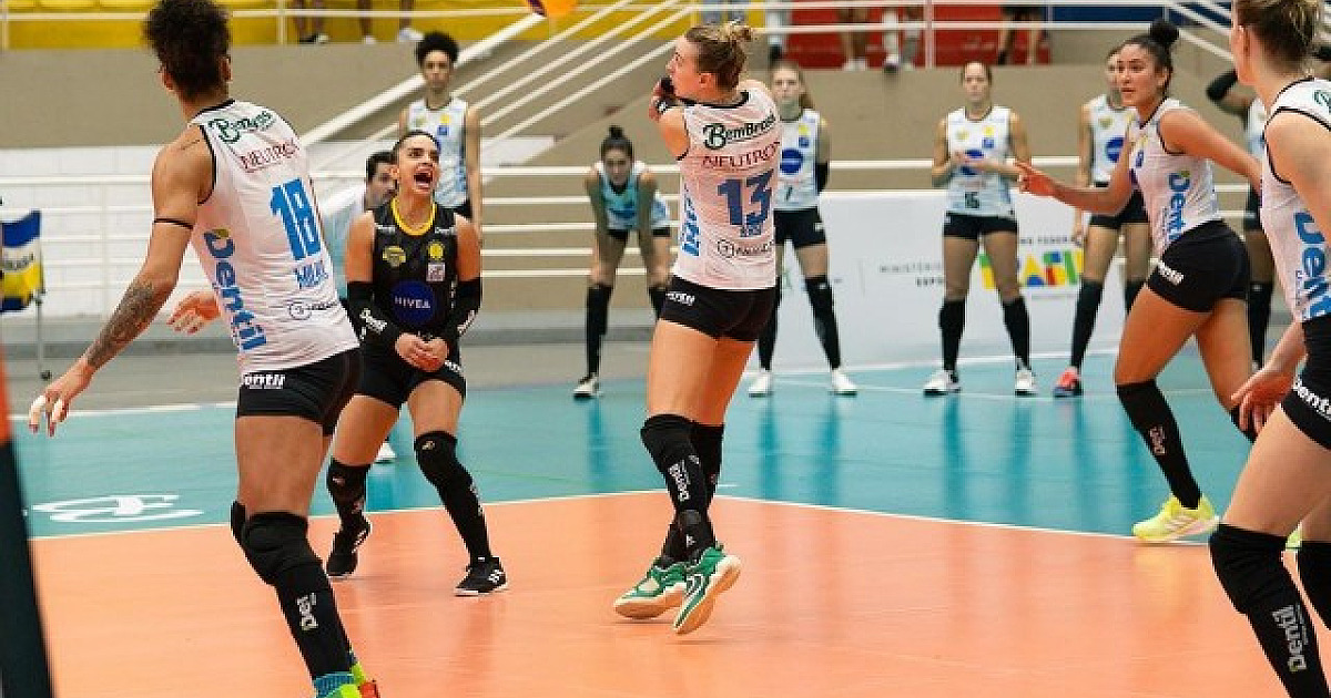 Barueri VolleyBall Club é derrotado pelo Praia Clube por 3 sets a 2