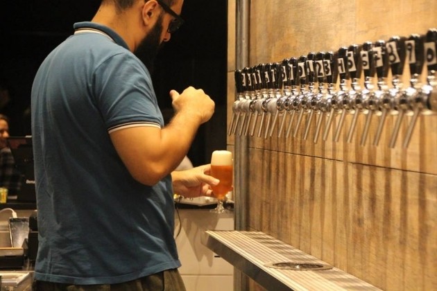 Cervejaria paulistana oferece rodízio de chopps artesanais