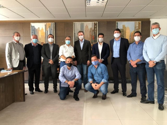 Prefeitos do CIOESTE reivindicam cidades na fase laranja