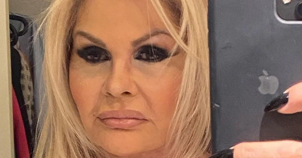 Imóvel de Monique Evans em Alphaville está à venda por R$3 milhões