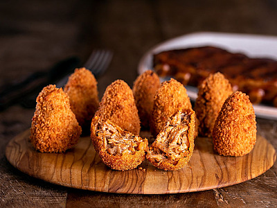 Outback traz coxinha de costela e S’mores de KitKat de volta ao menu