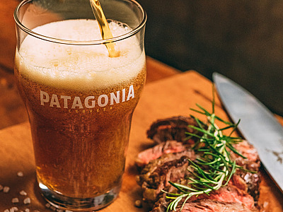 Pobre Juan Alphaville recebe festival Fuego y Cerveja