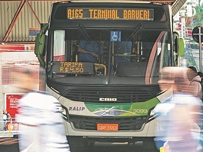 Ano começa com aumento de tarifas de ônibus, trens e Metrô