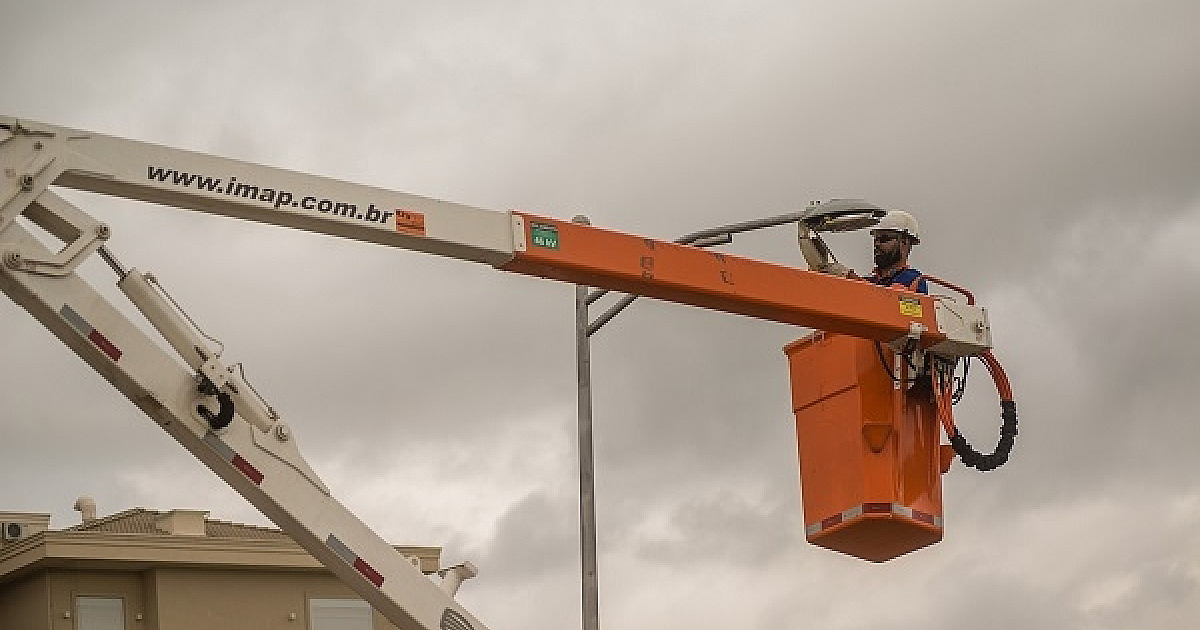 Vias da região do Tamboré recebem iluminação de LED