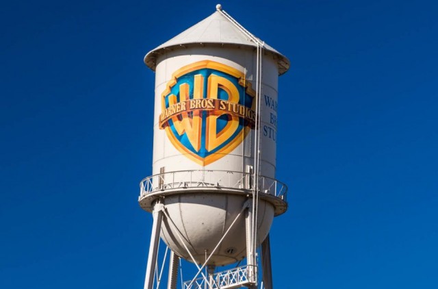 Warner Bros e DC se unem para experiência imersiva virtual gratuita