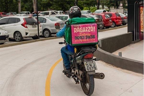 Ragazzo Alphaville inaugura loja já com serviço delivery