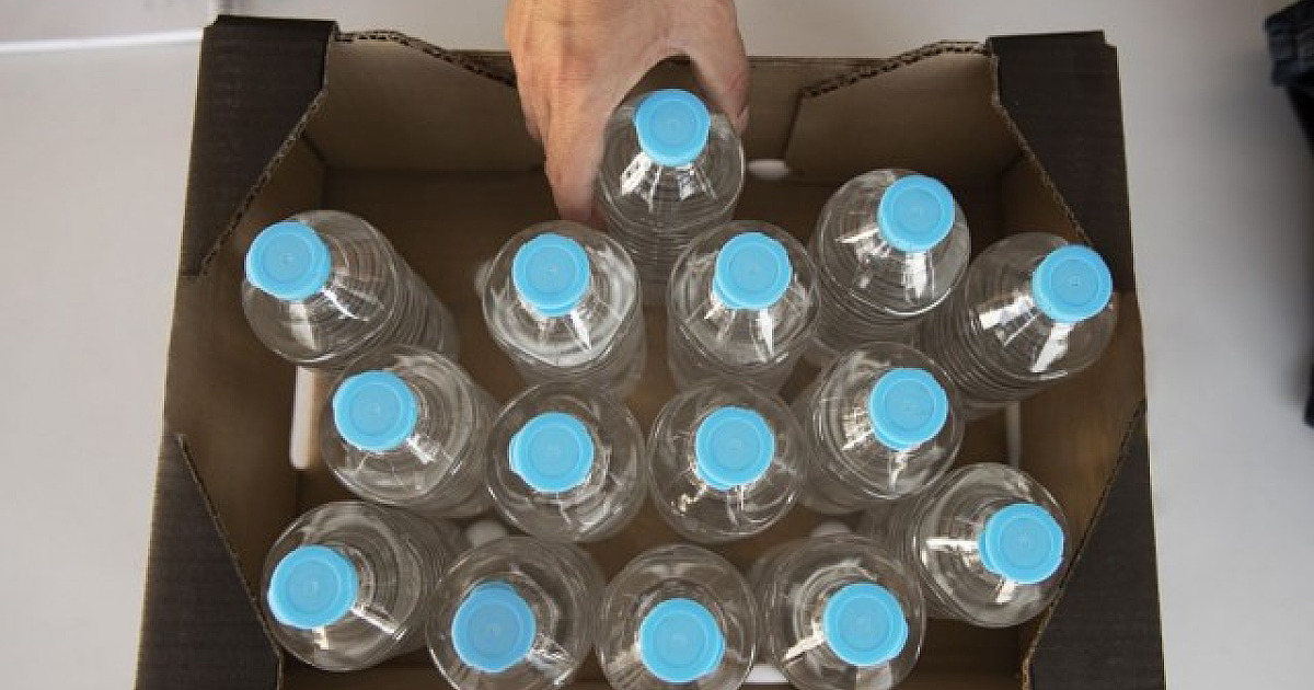 Agências dos Correios suspendem temporariamente o recebimento de roupas para as vítimas das chuvas d