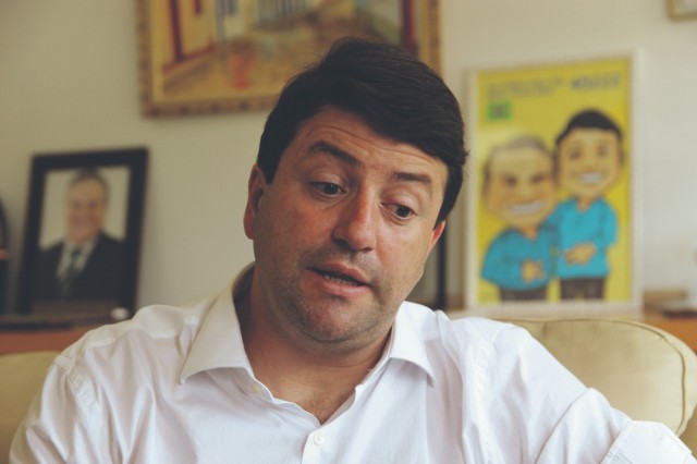 Nem com prazo do PSDB prefeito Elvis indica nome de seu sucessor