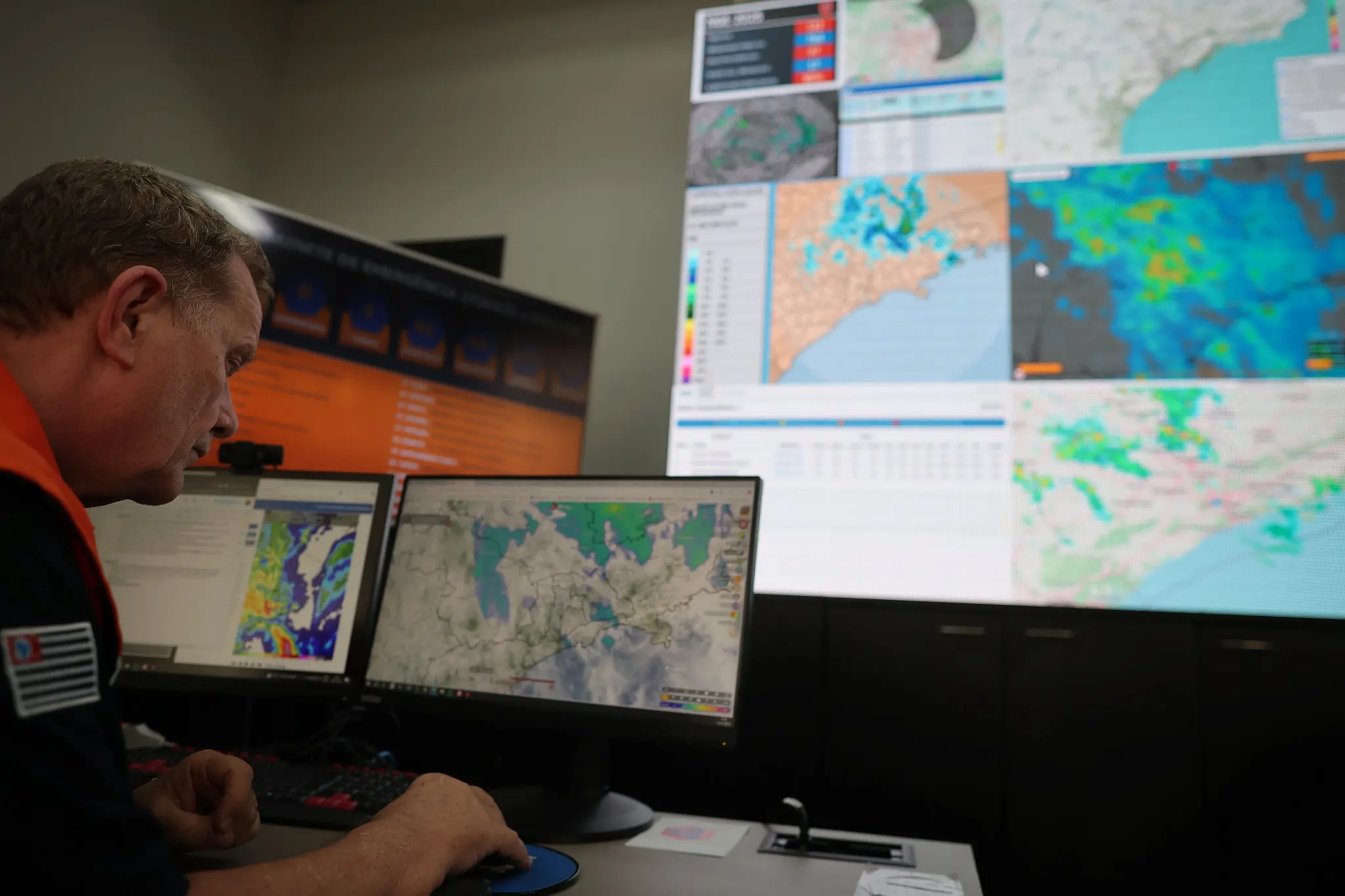 Alerta da Defesa Civil para tempestade e ventania vai até quinta-feira (11)