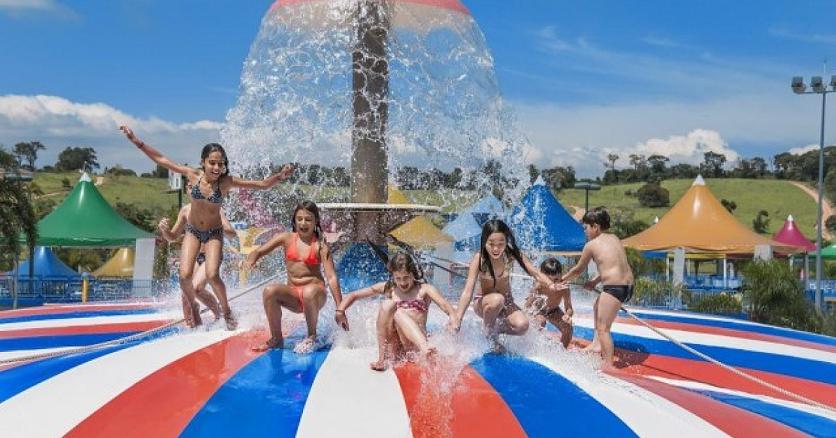 Carnaval do Wet´n Wild tem show com Barões da Pisadinha