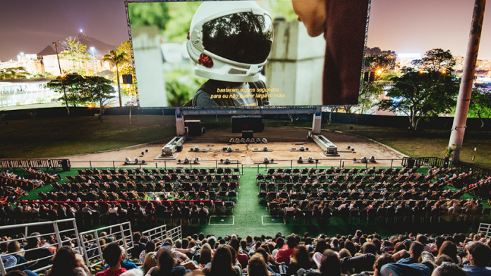 Super tela ao ar livre traz “Vingadores: Ultimato” e muito mais em SP