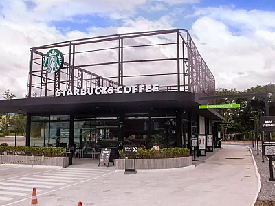 Starbucks inaugura sua primeira loja drive-thru no Brasil