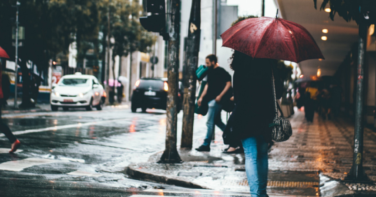 Fevereiro deve ter calor e chuva acima da média em Alphaville