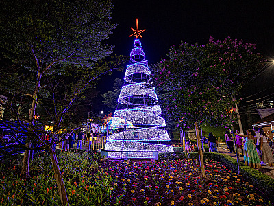 Com música, decoração especial e shows, clima de Natal toma conta das cidades de Barueri e Santana de Parnaíba
