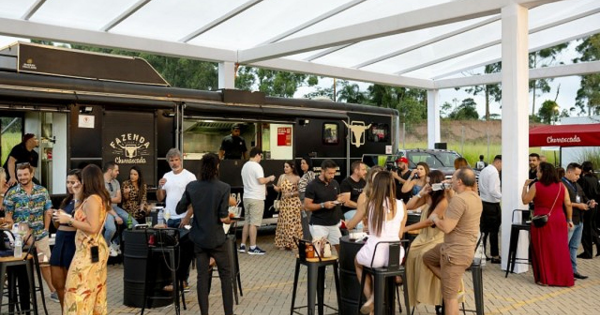 Churrascada da Arqos reuniu cerca de 600 convidados