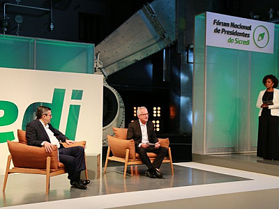 Fórum Nacional de Presidentes do Sicredi promove reflexões sobre inovação e sustentabilidade