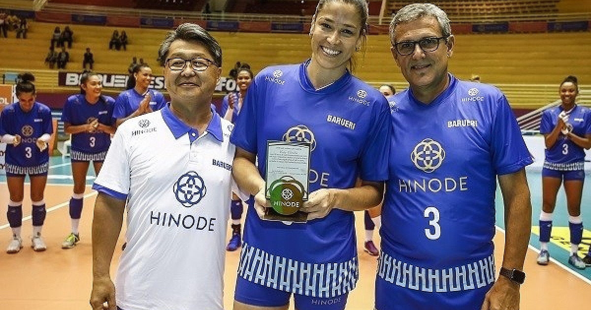 Em noite de Eryka, Barueri encaminha classificação