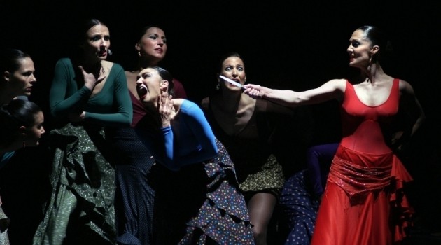 Ícone da dança espanhola chega ao Teatro Bradesco em abril