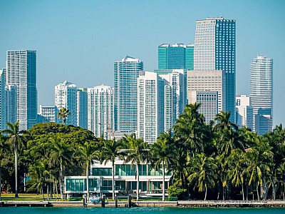 Miami e Nova York apostam na vacinação contra a Covid-19 para turistas