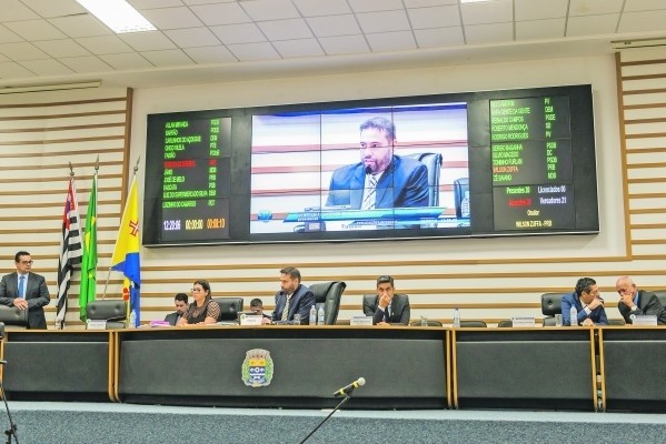 Vereadores de Barueri querem “prestação de contas” da Sabesp