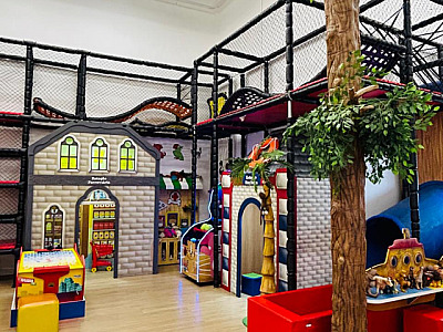 Shopping Tamboré transforma Praça de Eventos em parque temático para as férias