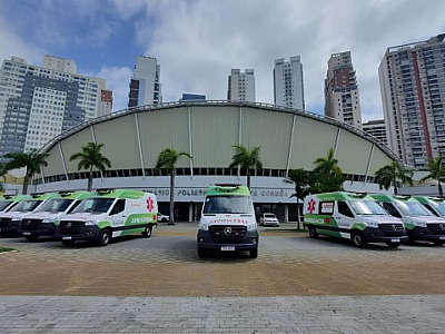 Barueri renova frota da saúde e entrega 25 novas ambulâncias, incluindo três UTIs móveis