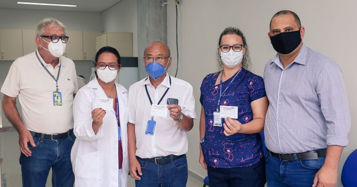 Butantan aguarda insumo, mas Doria diz que situação está sob controle