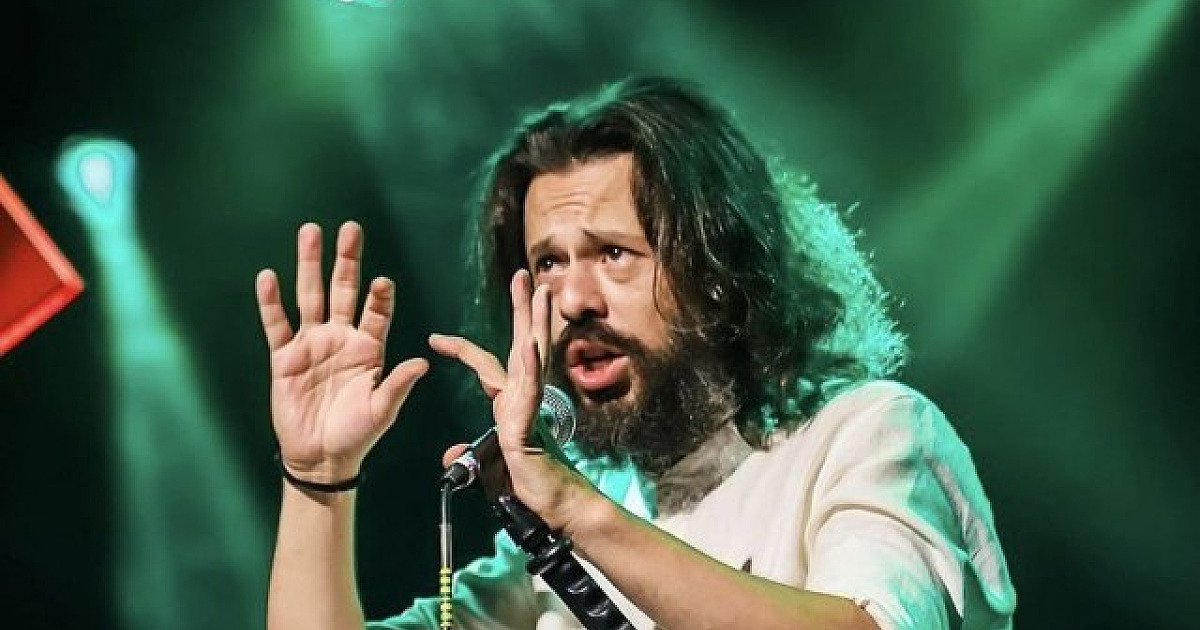 Humorista Nando Viana apresenta seu novo show em Barueri