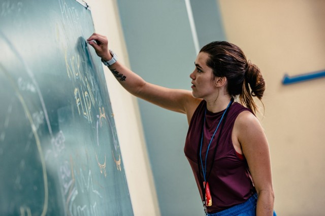 Além do vestibular: três brasileiros que fazem sucesso em carreiras ‘não tradicionais’