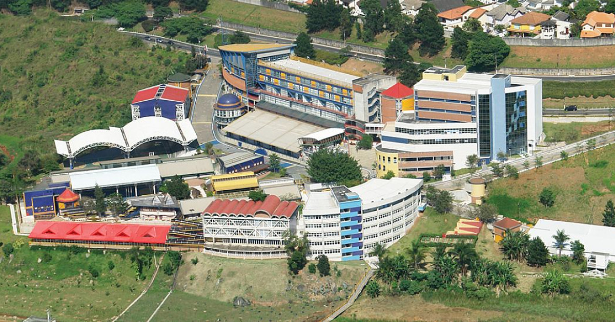 Curso Objetivo realiza seu Simulado Aberto Enem