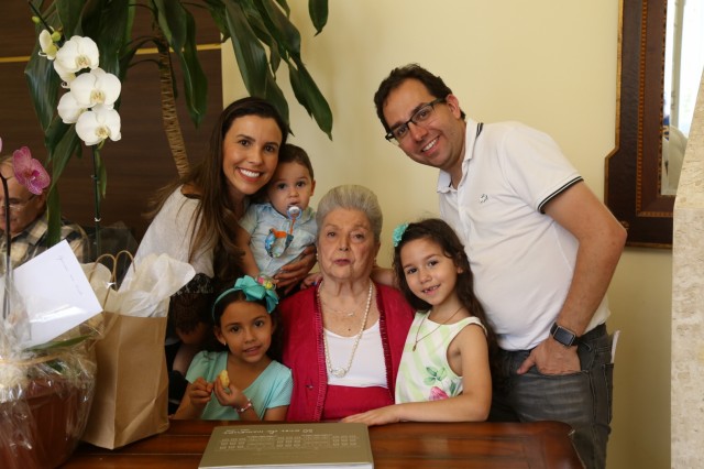 Escola Morumbi cria livro com coautoria de alunos