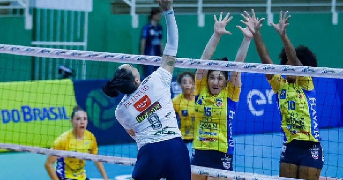 Superliga Feminina: Barueri vence mais uma e segue na luta pela classificação aos playoffs