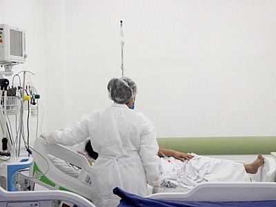 Taxa de ocupação de leitos de UTI nos municípios chega a cerca de 90%