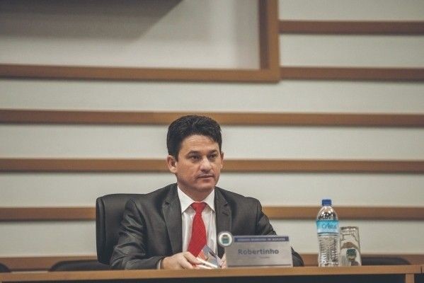 Robertinho reassume comando do Solidariedade em Barueri