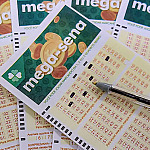 Mega-Sena: ninguém acerta e prêmio vai a R$ 20 milhões