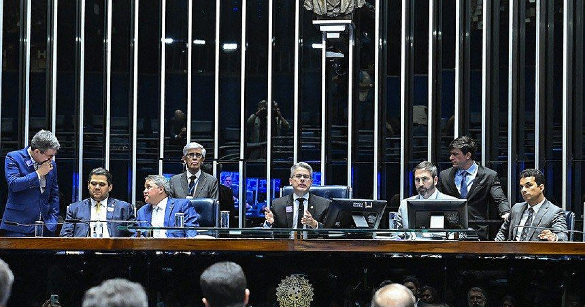 Comissão do Senado aprova projeto que obriga sites a bloquear pornografia infantil