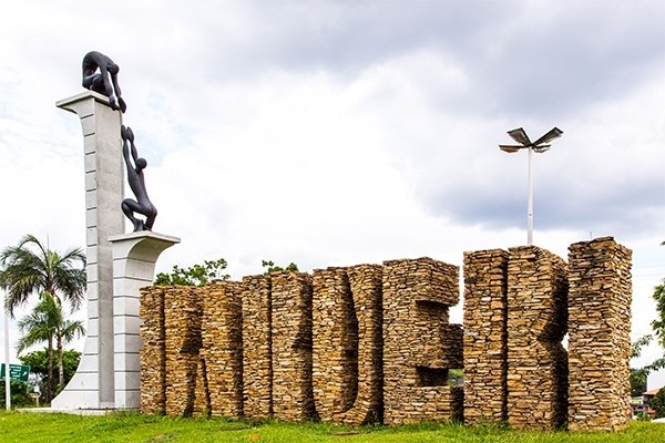 Cidade celebra aniversário com motivos para comemorar