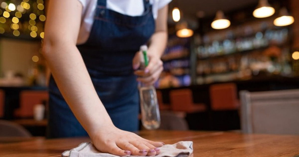 Governo do Estado amplia horário de comércio e altera horário de bares para combater COVID-19