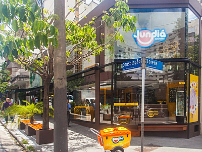 Jundiá Sorvetes anuncia expansão; modelo 'loja da fábrica' opera em Barueri