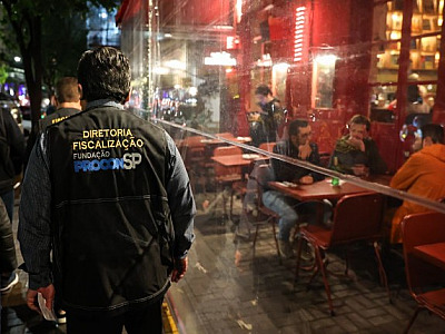 Estado de SP firma parceria com setor de bebidas para ampliar segurança e combater casos de intoxica