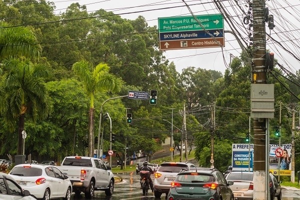 Após reclamações, temporizador de semáforo da Praça da Paz é ajustado