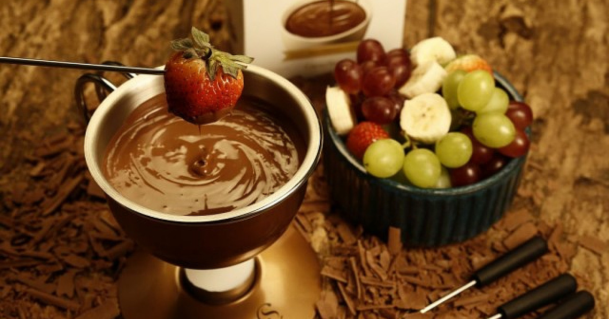 Cacau Show entra no clima do inverno com fondue e waffles