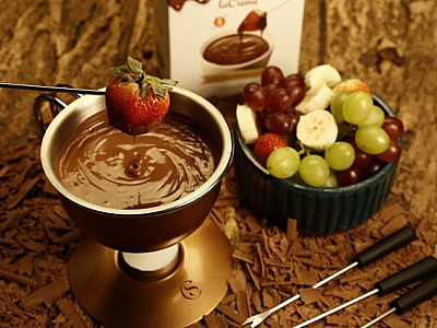 Cacau Show entra no clima do inverno com fondue e waffles